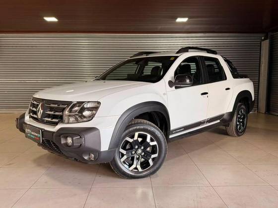 RENAULT OROCH 1.3 TCE FLEX OUTSIDER X-TRONIC RENAULT OROCH 1.3 TCE FLEX OUTSIDER X-TRONIC